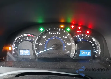 2014 Toyota Camry Xle z USA, uszkodzony, nr VIN 4T4BF1FK6ER367668